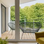 Appartement Nadmorskie Tarasy Park I Morze Z Garazem, Basen, Sauna, Jacuzzi *