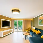 Nadmorskie Tarasy Park I Morze Z Garazem, Basen, Sauna, Jacuzzi * Kołobrzeg