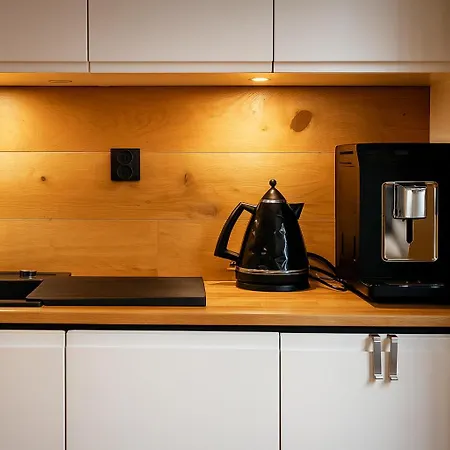 Apartment Nadmorskie Tarasy Park I Morze Z Garazem, Basen, Sauna, Jacuzzi