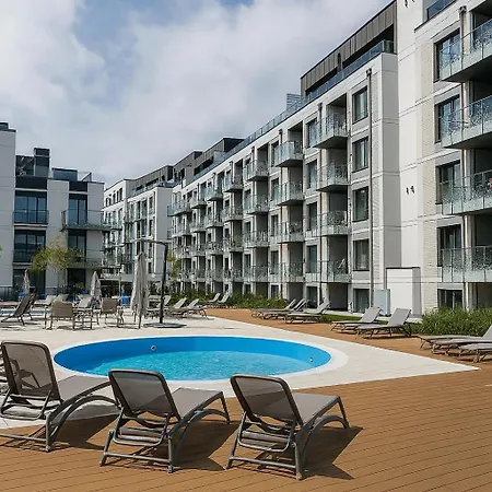 アパート Nadmorskie Tarasy Park I Morze Z Garazem, Basen, Sauna, Jacuzzi